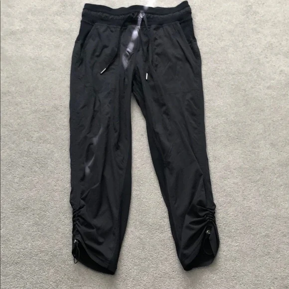 lululemon athletica dance studio mid-rise cropped pant - Picture 4 of 11